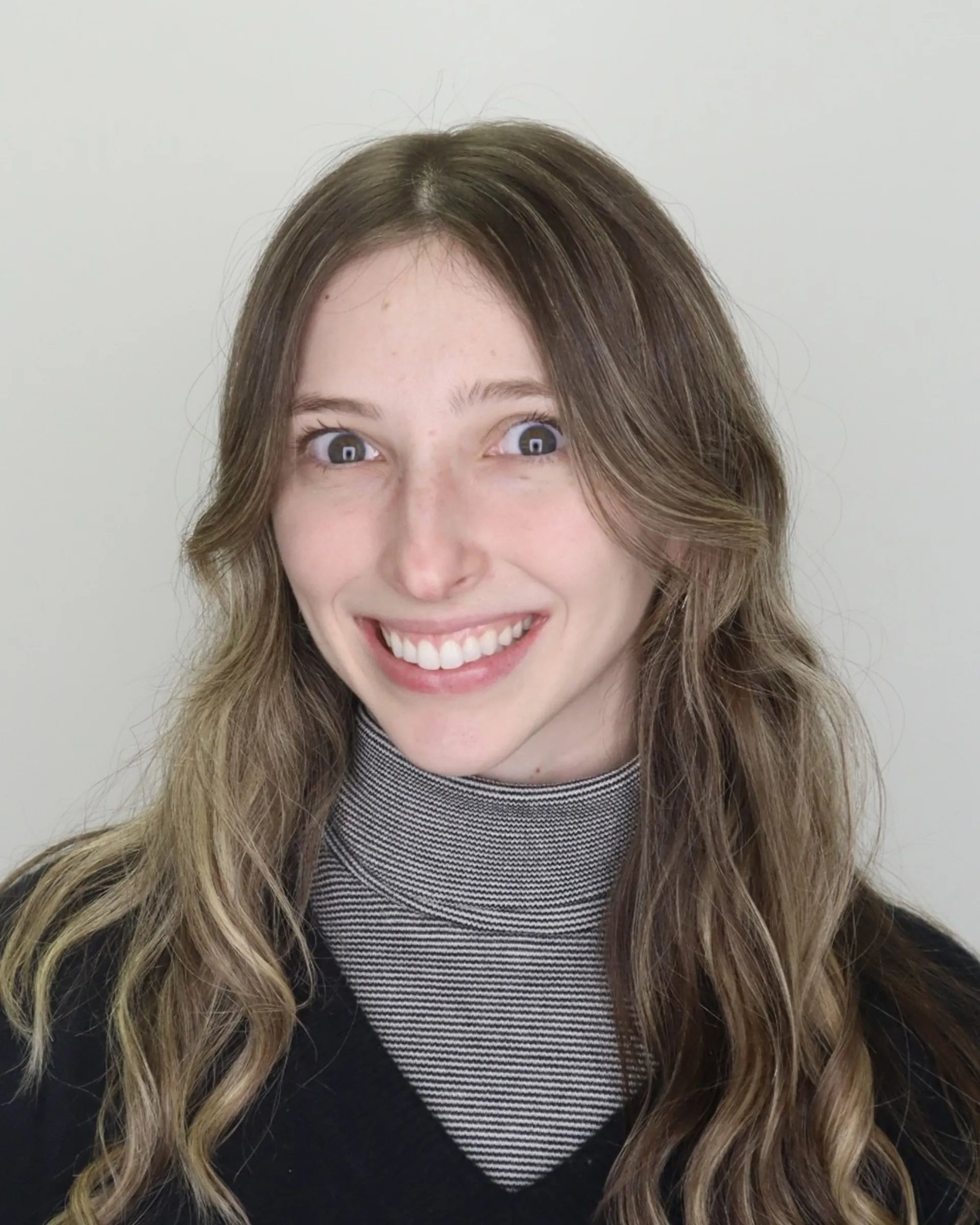 Shannon Sullivan Headshot