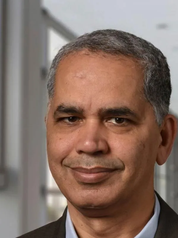 Dr. Elsayed-Awad