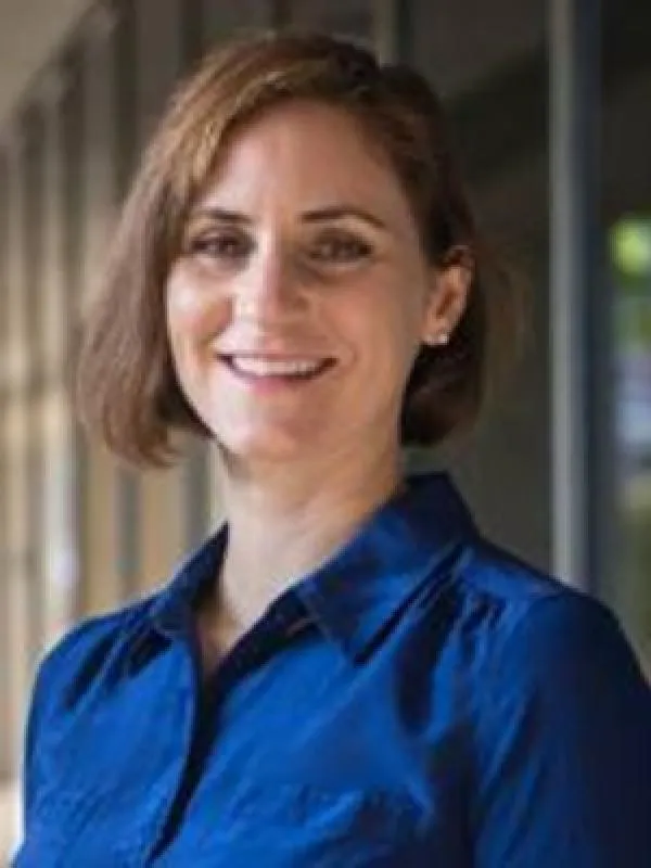Dr. Leah Pyter